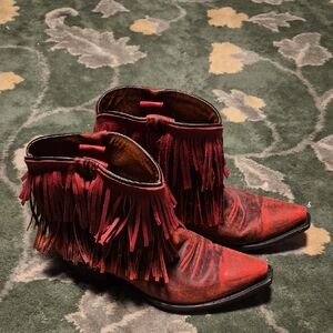 Stylish Fringed Ankle Boots in Red